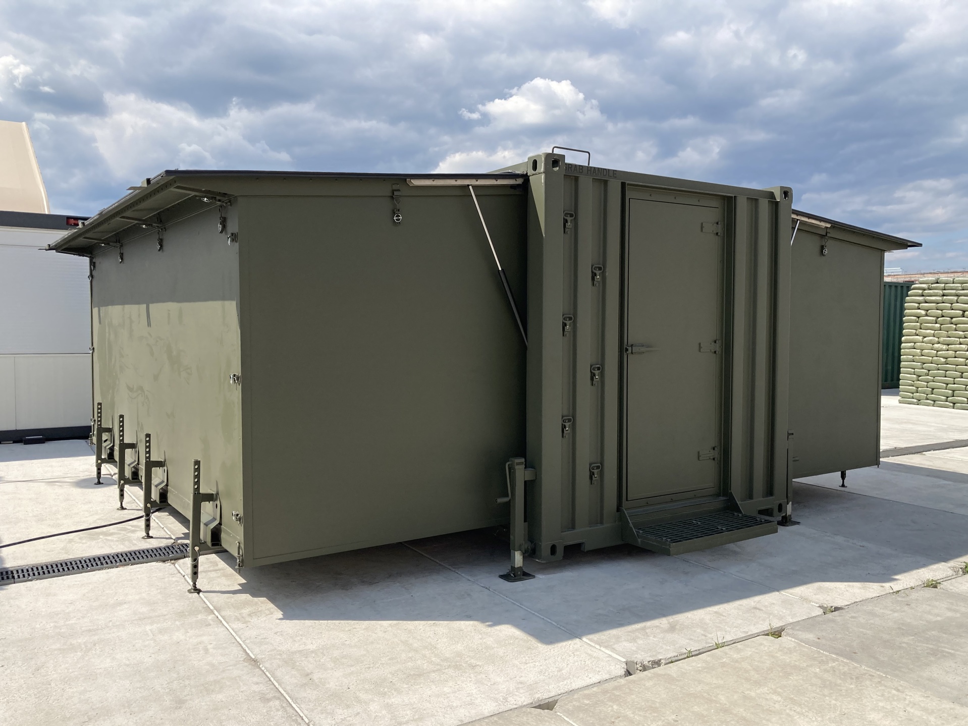 Feature - Deployable Infrastructure
